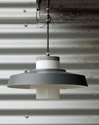 Lyfa
Pendel
Metal/plast