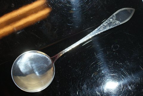Serving spade Round laf Empire Silveryear 1908Length 20.5 cm.