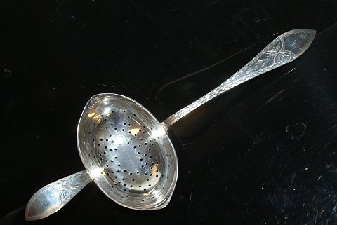Tesi Empire Silver With initials Engravedyear 1901Length 18.5 cm.