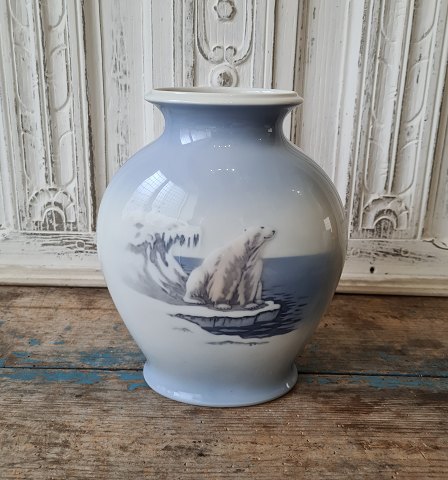 Royal Copenhagen vase decorated with polar bear No. 4351