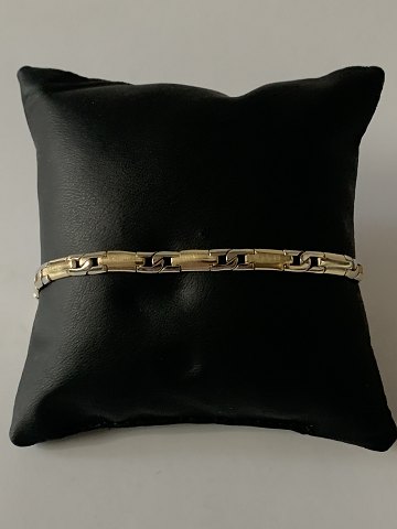 item no: 589556