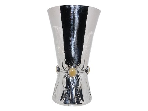 Georg JensenLarge and very early vase with milk amber from 1901-1908