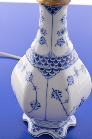 Kongelig Musselmalet helblonde Bordlampe