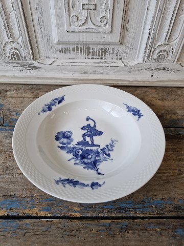 Royal Copenhagen Blue Flower with Lur Blower large soup plate no. 8107