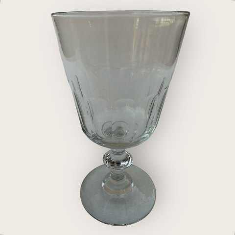 item no: 605741