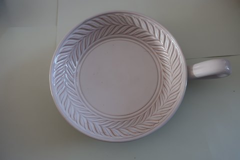 Ceramik, white, from Alma-keramik, Denmark With one earWritten: Alma 53Diam: 13,5 with out the earIn a good condition