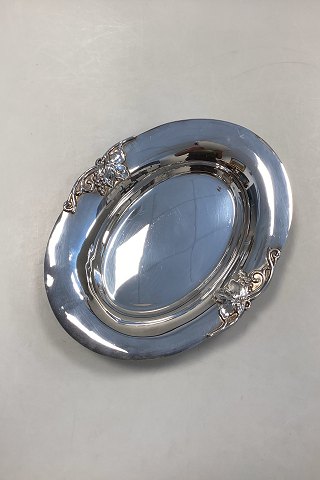 Hugo Grün Oval Sølvplet Bakke
