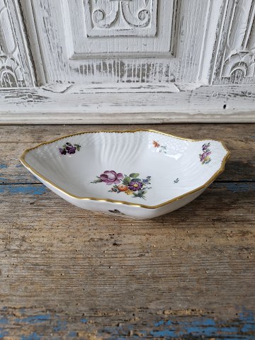 Royal Copenhagen Full Saxon Flower rare dish no. 1807