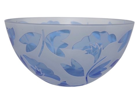 HolmegaardBowl with light blue flowers by Anja Kjær