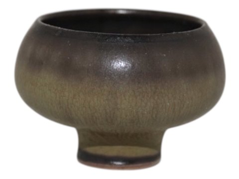 Höganäs Sweden art potteryMiniature bowl by John Andersson