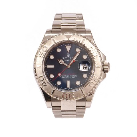 Rolex Yachtmaster 116622 with box and papers sold at AD Knud Pedersen Aarhus, Denmark, 06.06.2014. D: 40mm