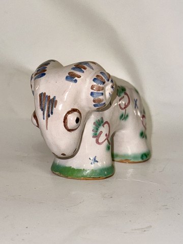 Lauritz Hjorth: Vædder i keramik af Gertrud Kudielka