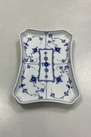 Royal Copenhagen Musselmalet Riflet Bakke No. 269