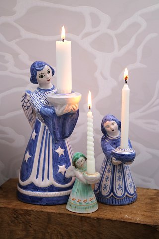 L. Hjorth keramik sjælden stor engel med blå / hvid glasurHøjde: 22cm...