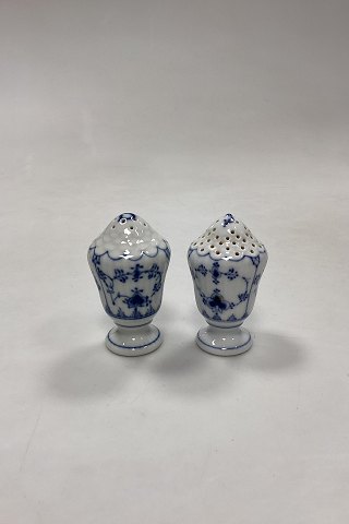 Royal Copenhagen Blue Fluted Plain Salt and Pepper Shaker No. 467/480