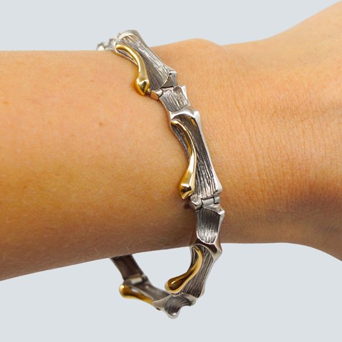 Ole Lynggaard; Bracelet in 14k white gold and gold