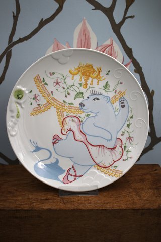 Børne tallerken med eventyr motiver designet af Shane Brox i samarbejde med Royal Copenhagen...