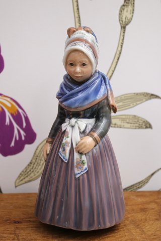 Dahl Jensen porcelæns figur af Fanø pige i egens dragt.DJ-1165...