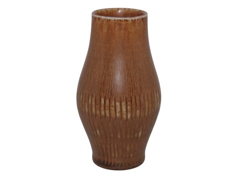 SaxboSmall light brown vase