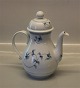 Royal 
Copenhagen 
Noblesse
112-15110 
Coffee pot 24.5 
cm
