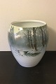 Danam Antik 
presents: 
Imperial 
Porcelain 
Factory Russian 
Very large 
Vase/jar 
decorated with 
Winter motif of 
Forest