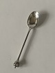 Danish Krone The spoon Sterling Silver Teaspoon
Length 12.6 cm
SOLD