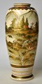 Fantastsk 
Satsuma vase, 
1862 - 1912, 
Japan.