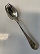 Lunch Fork Beaded silver cutlery
Kugle
Chr. Fogh silver
Length 17.5 cm.