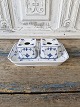 Karstens Antik 
presents: 
Royal 
Copenhagen Blue 
Fluted writing 
utensil with 
two inkwells 
no. 127