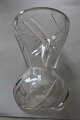 An old vase made of crystal glass
With beautiful decorations in the glass
H: 10,5cm
W: 8cm
In a very good condition
