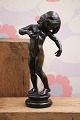 Rare Kai Nielsen Venus figure in the number patinated bronze M5-75. signed. Kai Nielsen.