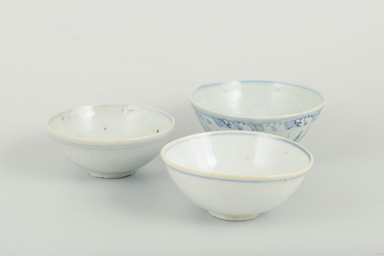 Korea
3 skåle, 1800-tallet.