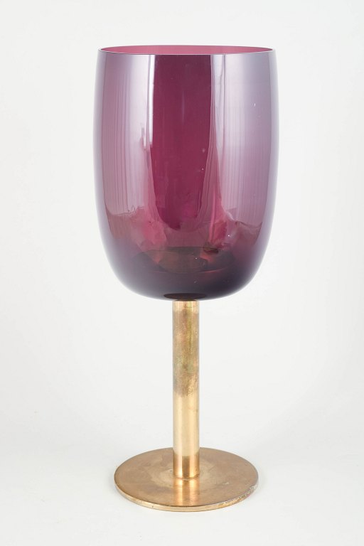 Hans-Agne Jakobsson for MarkarydMonumental mundblæst glaslysestage, 1960’erne.