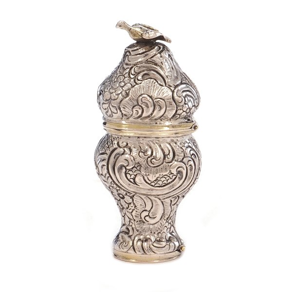 Hovedvandsæg i delvist forgyldt sølv af Christian Andersen, Leck, 1797-1831. H: 7,6cm