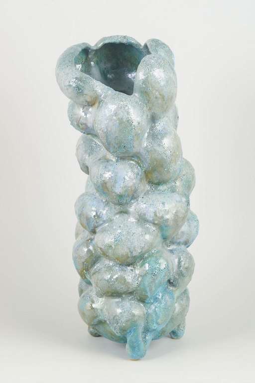 Christina Muff, Danish contemporary ceramicist (b. 1971). Tall hand modeled stoneware vessel.