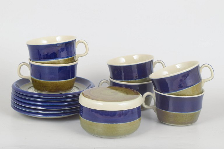 Marianne Westman for Rörstrand, set of six Elisabeth teacups with saucers and sugar bowl.