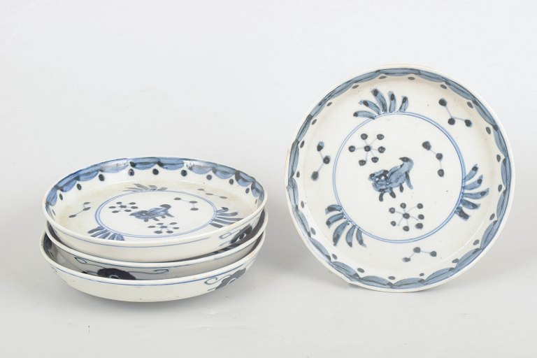 Set of four Chinese porcelain plates, 19th century.